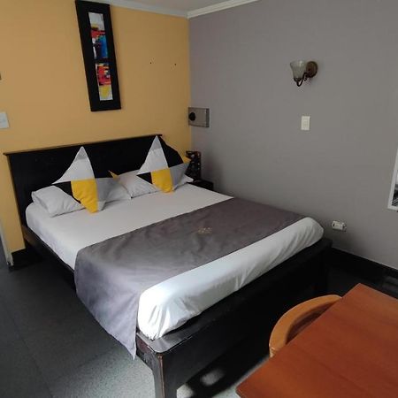 Hotel Rivera Deluxe 보고타 외부 사진